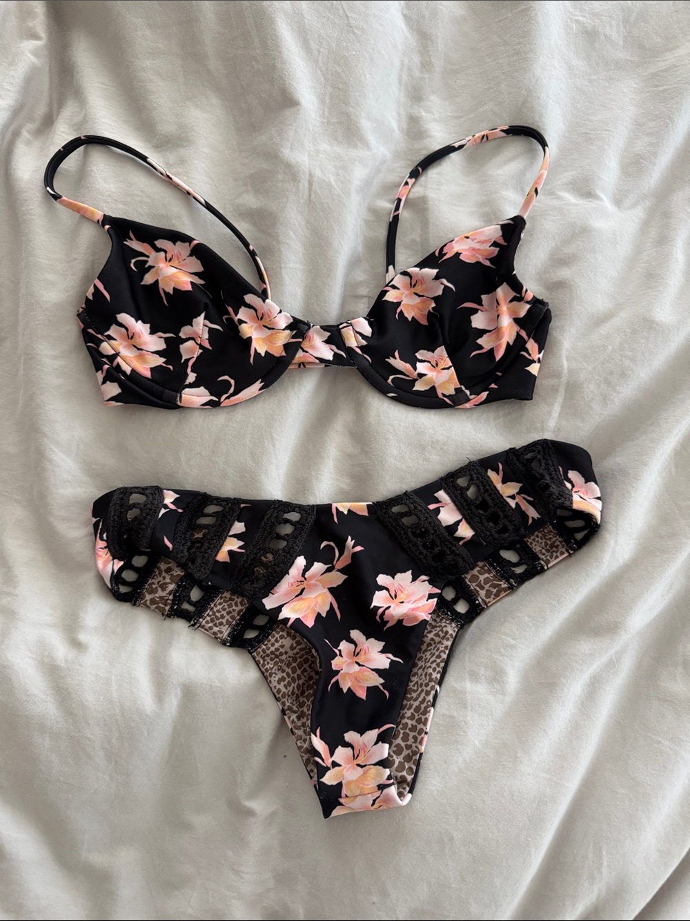 Acacia swimwear set